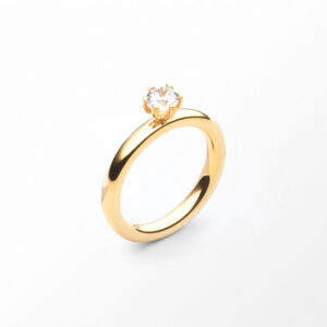 Sandberg Stockholm - Stockholm, solitär - Ring i 18K gult guld med 0,50ct diamant, 3,0 mm.