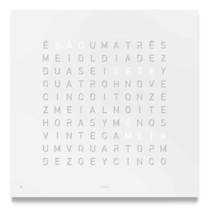 Qlocktwo - White Pepper 45*45 cm. Vitt stål