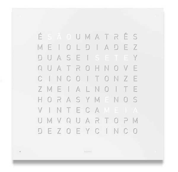 Qlocktwo - White Pepper 45*45 cm. Vitt stål