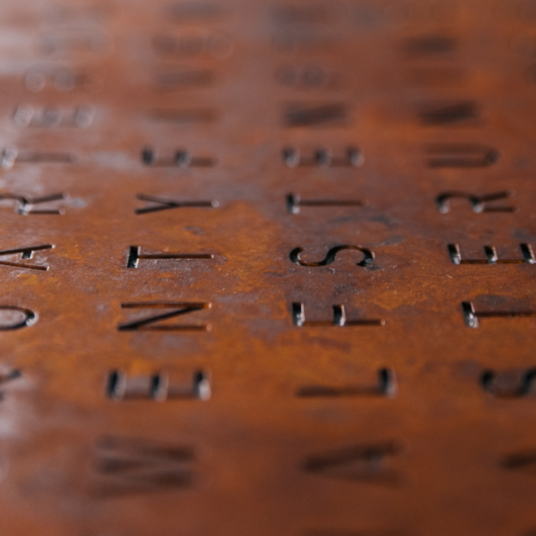 Qlocktwo - Creator´S Edition Rust 45*45 cm. Rostat stål - Bild 5