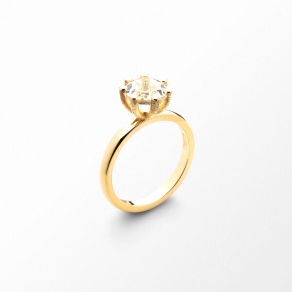 Sandberg Cocktail ring Bergkristall 18 k guld 6 mm