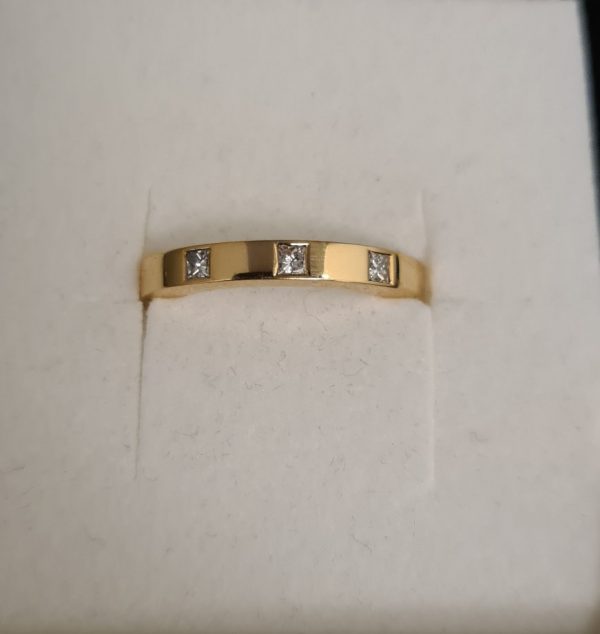 Diamant ring EA 18 k guld med diamanter Stl 54