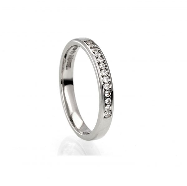 Guldbolaget Astrid 0,13 ct. 18k Diamanter