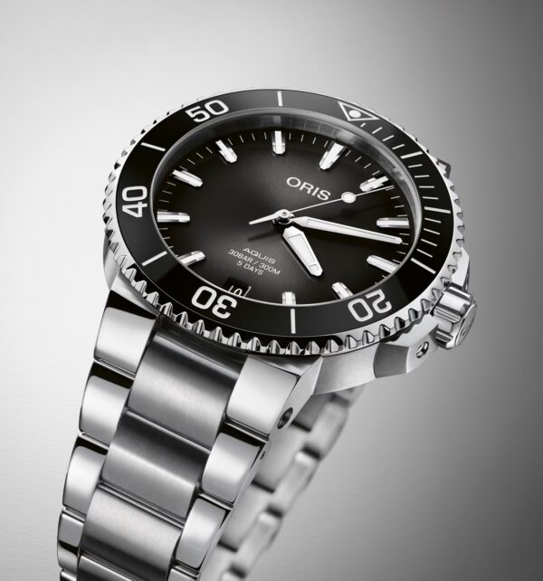 Oris Aquis Date - Calibre 400. 41,5 mm. - Bild 3