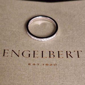 Engelbert Diamant ring 18 k Vitguld. 0,24 ct - Stl 53. 1ex