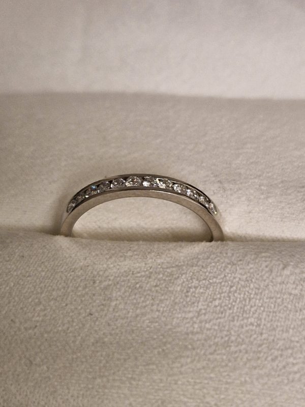 Engelbert Diamant ring 18 k Vitguld. 0,24 ct - Stl 53. 1ex - Bild 4
