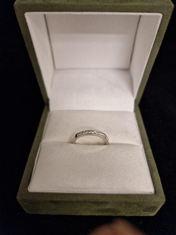 Engelbert Diamant ring 18 k Vitguld. 0,24 ct - Stl 53. 1ex - Bild 2