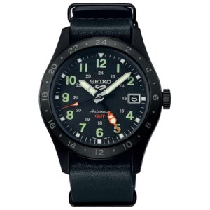 Seiko 5 Sports Field ‘Deception’ Mechanical GMT. 40 mm. 1 ex