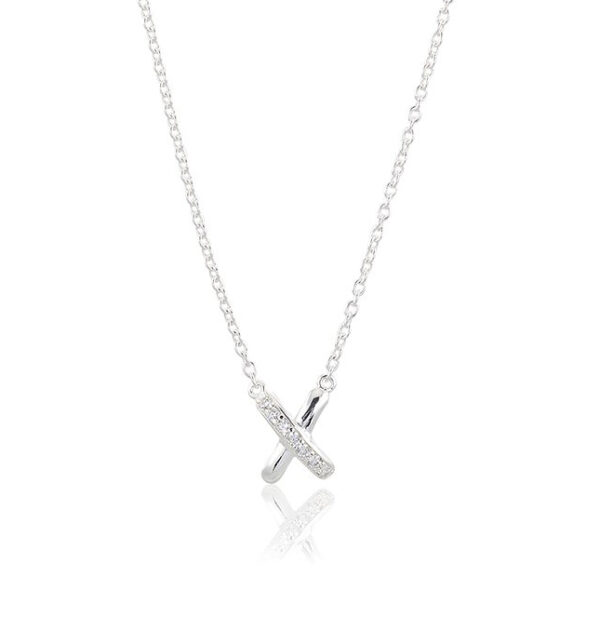 Carolina Gynning –  Cross my heart halsband. Nyhet!