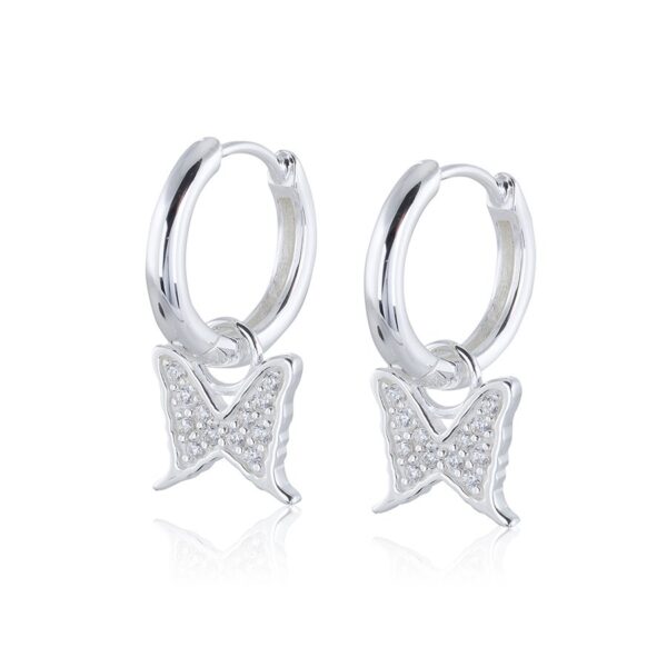 Carolina Gynning –  Petite papillion sparkling creol.
