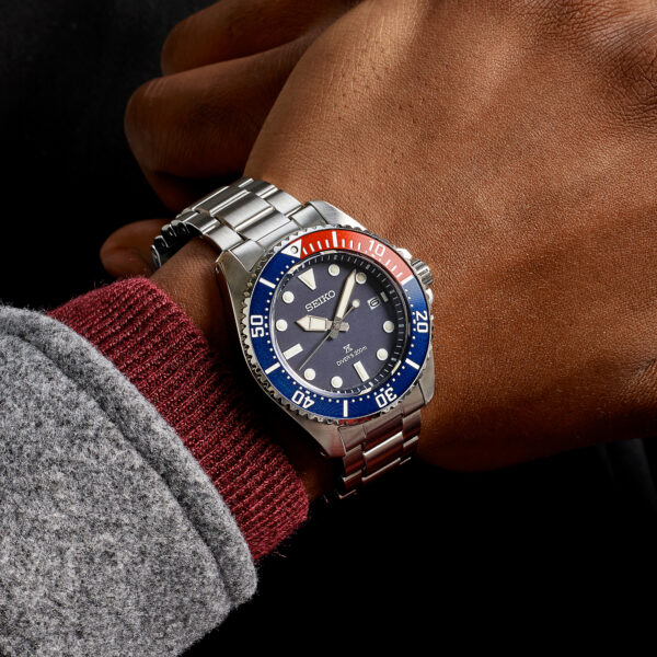 Seiko Prospex Solar Diver’s in Blue-Red-Blue - 41 mm. Safirglas. - Bild 2