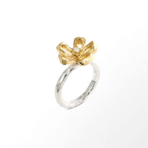 Sandberg Ring - Ringo Blomma stor. Silver/18 k guld samt Diamant 0,06 ct